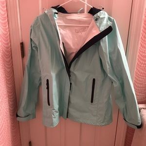 Vineyard Vines rain jacket