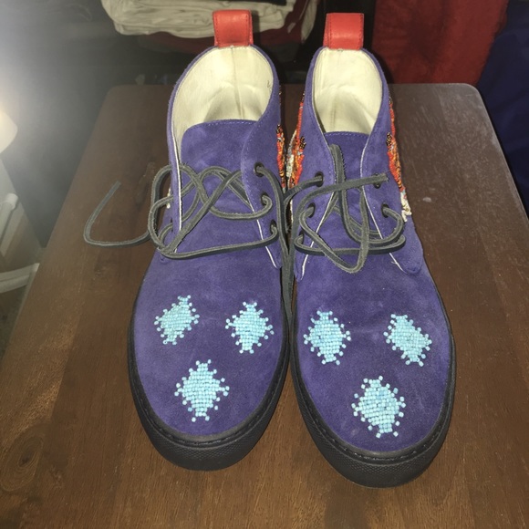 Del toro navy beaded chukka