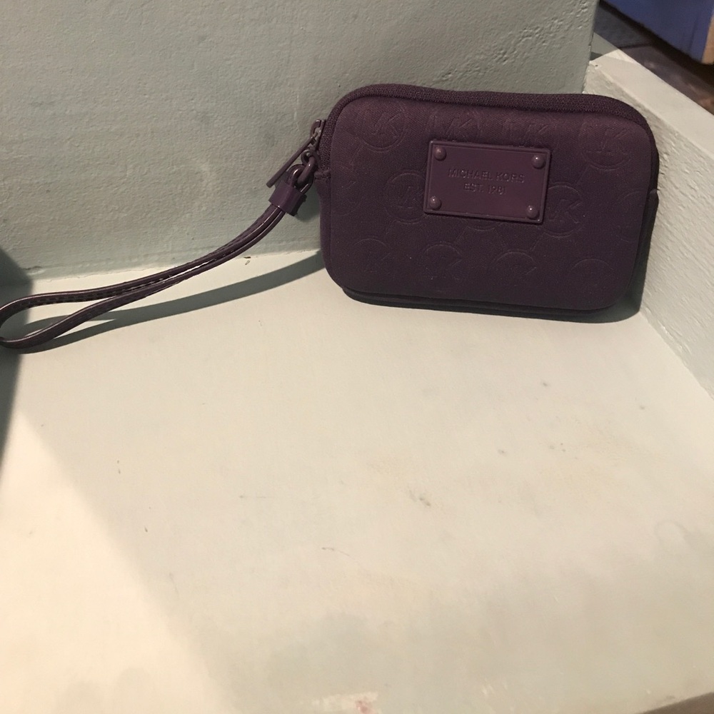Michael Kors wristlet