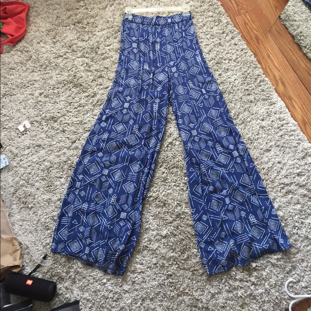 Blue printed loose fitted pants