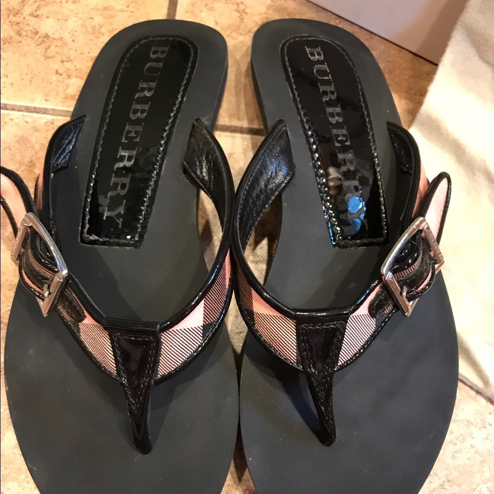 Authentic Burberry Sandals ❤️ - Picture 2 of 4