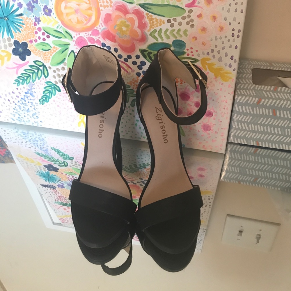 Size 5 ankle strap heels