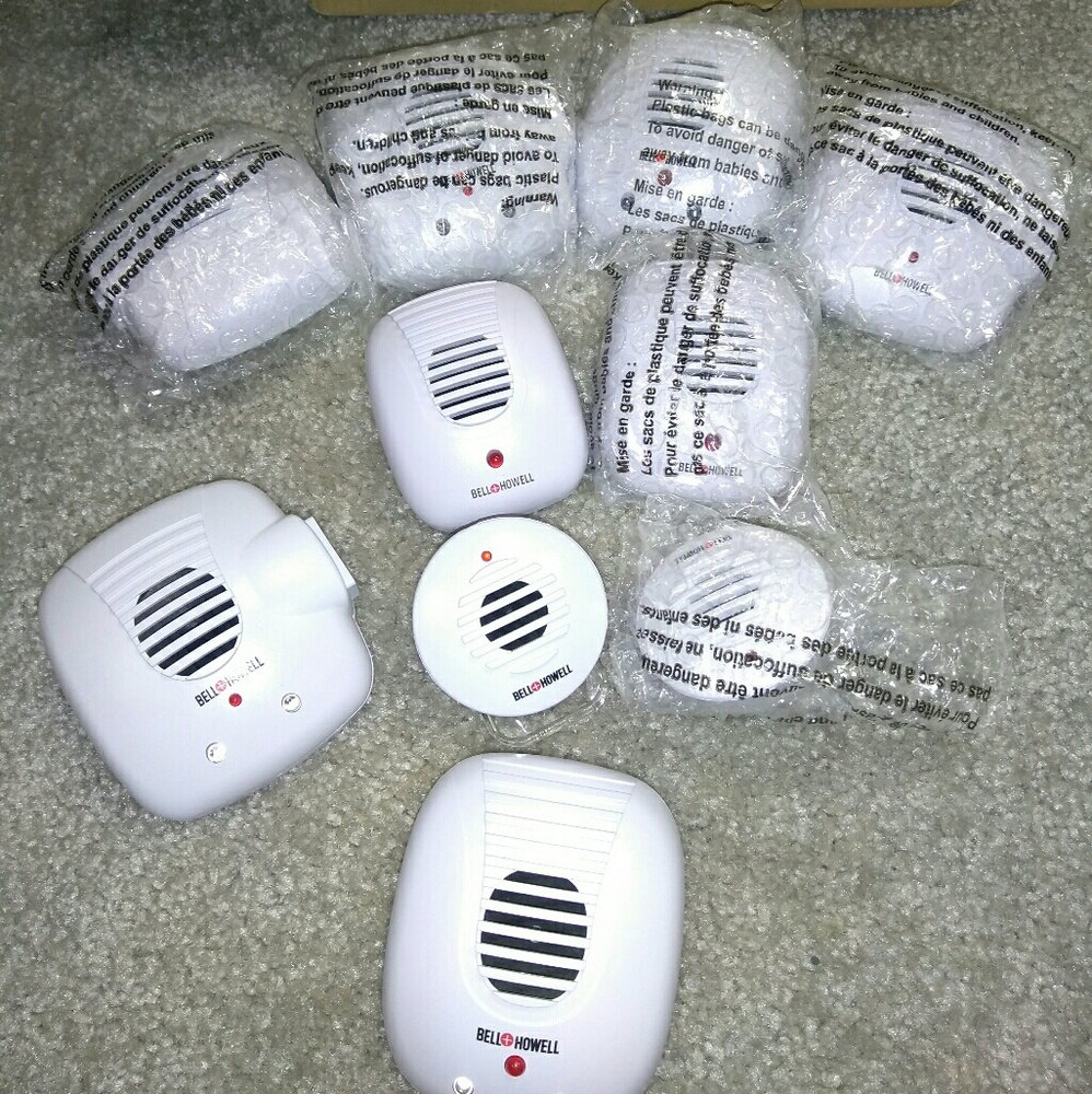 NEW Never Opened..Pest/Bug REPELLER SET