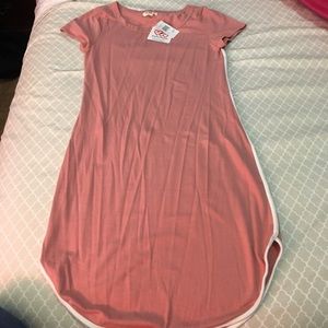Sporty dress/ PRICES ARE NEGOTIABLE !!!