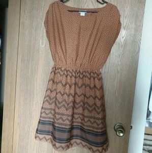 Pinky Rust & Black Patterned Dress~ Comfy and cute