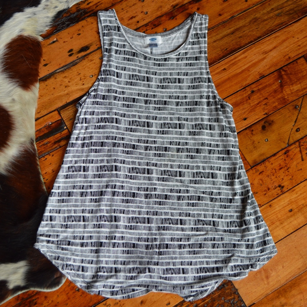OLD NAVY tank top!