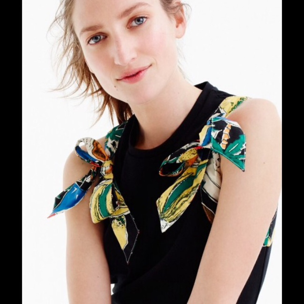Bow-Shoulder Top