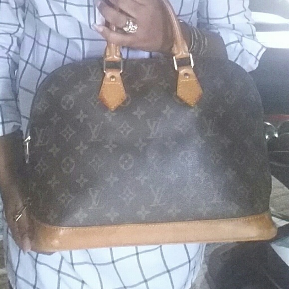 ‼️SOLD‼️Authentic Louis Vuitton Alma PM - Picture 7 of 8