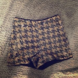 Forever 21 Dress Shorts size Small