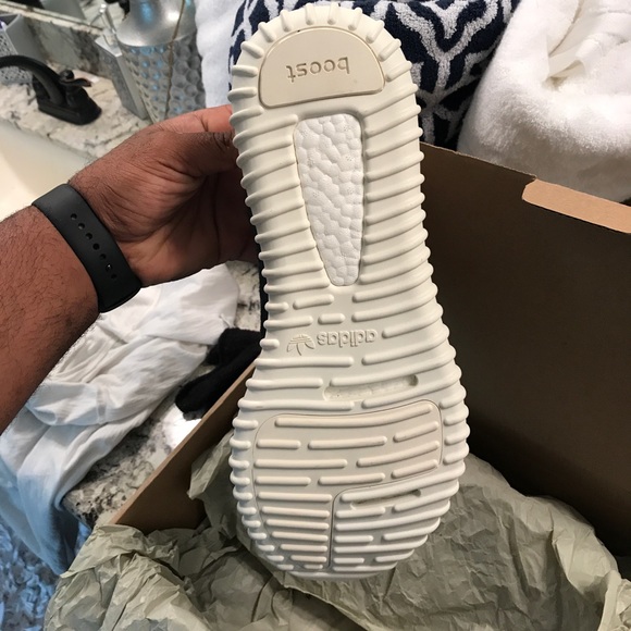 Yeezy turtle dove size 13 DS - Picture 3 of 7