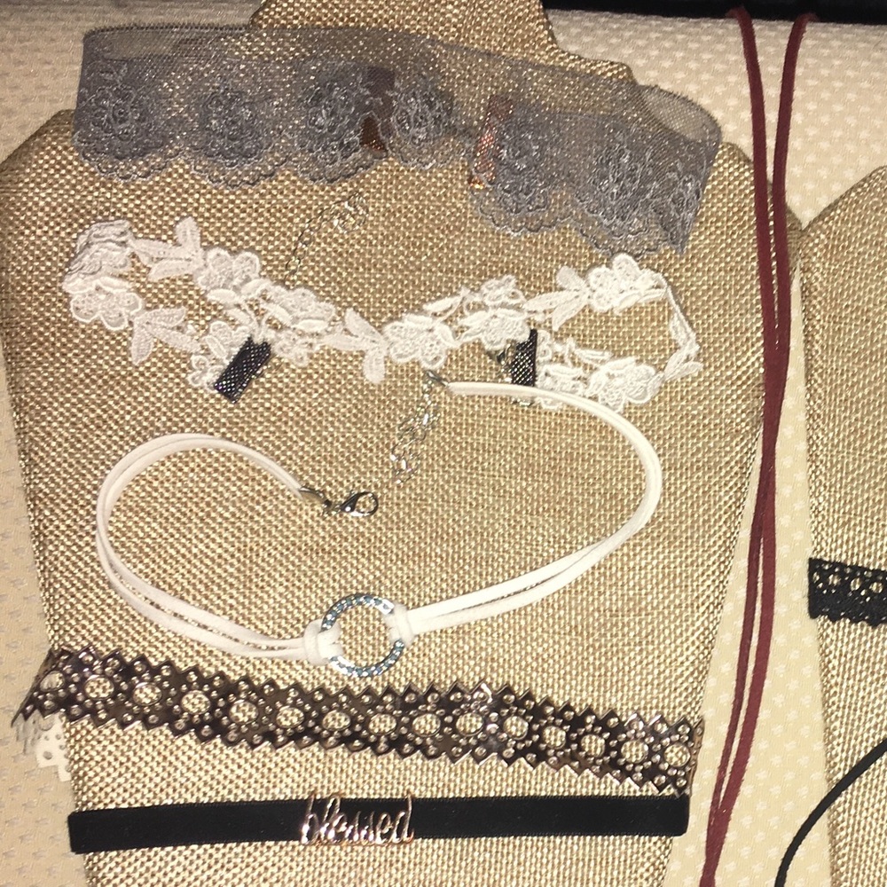 Handmade chokers - Picture 2 of 3