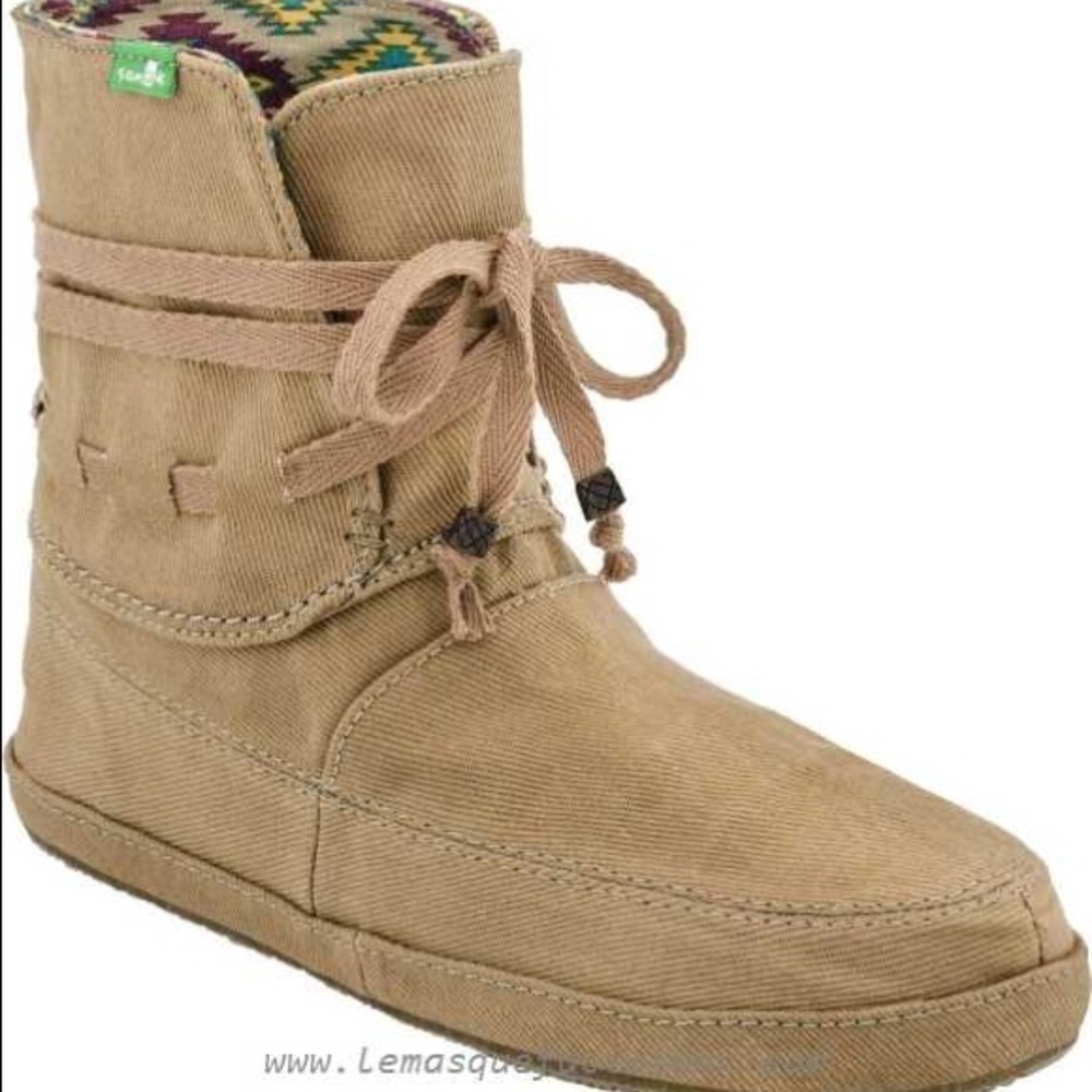 Sanuk Soulshine Sally Boot Size 9
