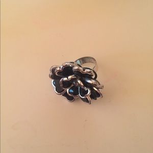 Black and Silver Flower ring