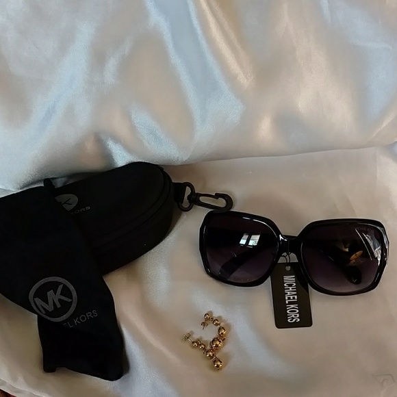 Michael Kors Accessories - New! Michael Kors Black Sunglasses 💥On Sale!💥