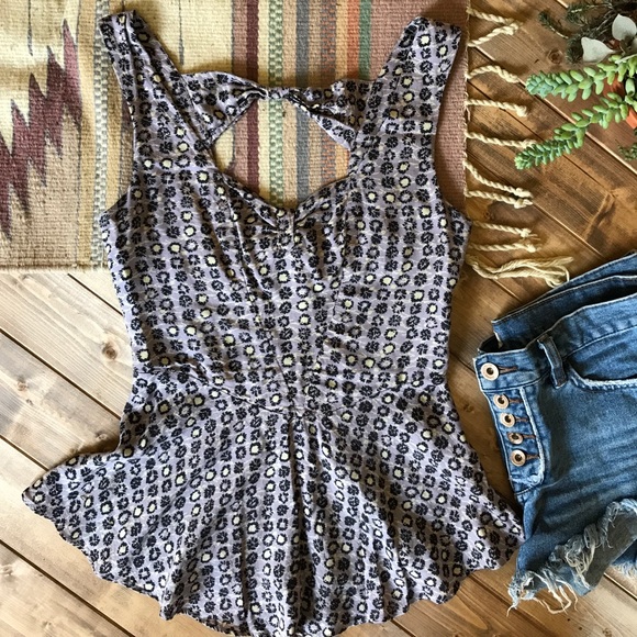 Free People Tops - • FREE PEOPLE lavender tank •