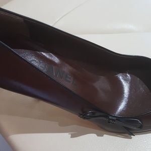 CHANEL original gorgeous two tone shoes