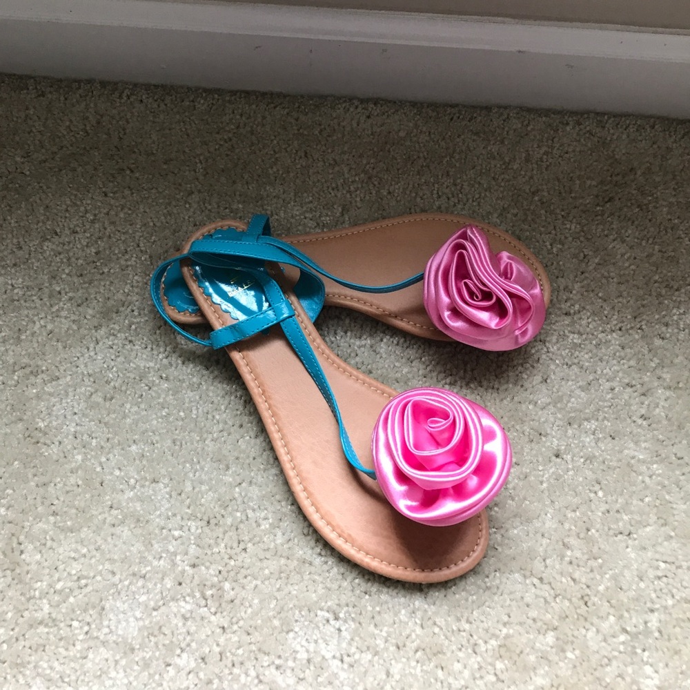 Turquoise sandal with Pink Rose