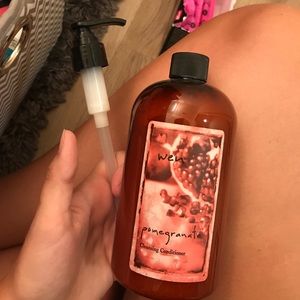 WEN haircare cleansing conditioner