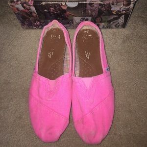 Classic Fluorescent Pink Palmetto Toms