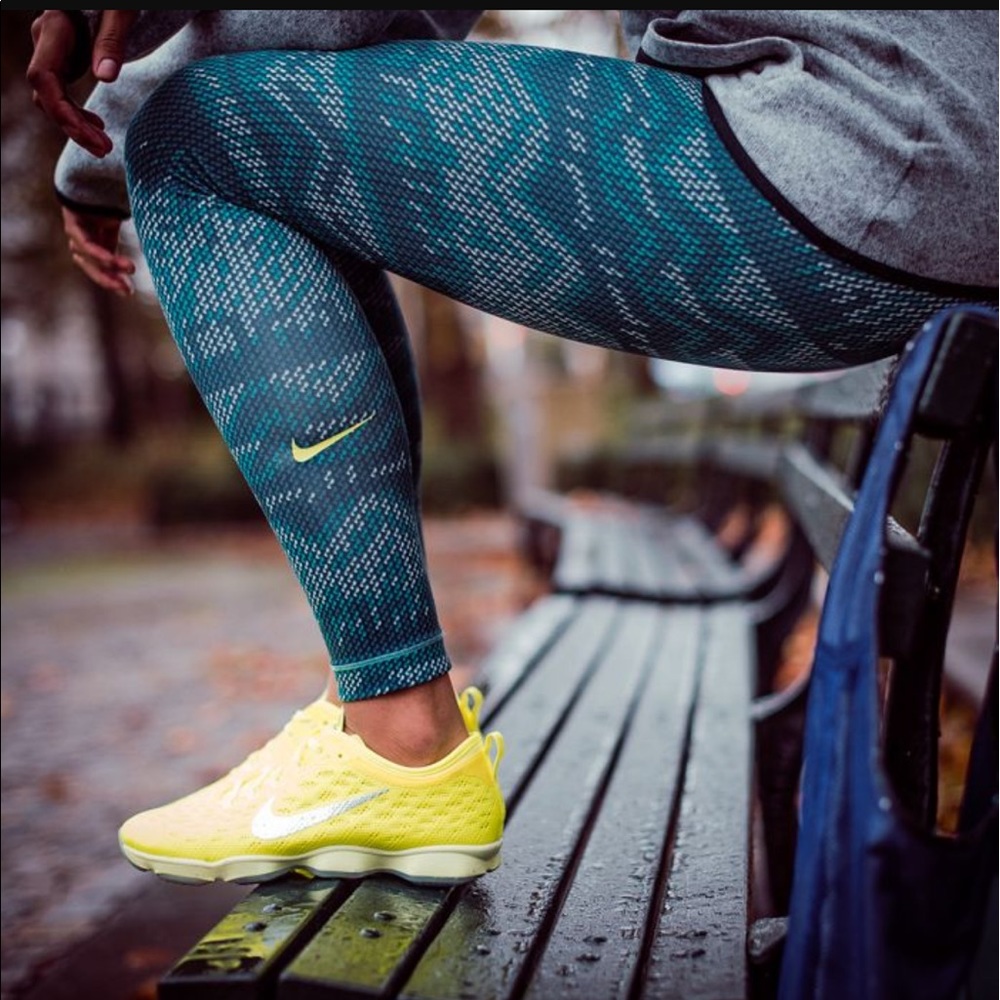 Nike Pro Leggings Size Large