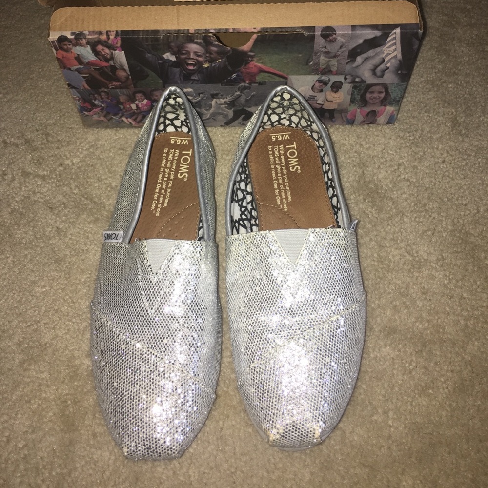 Classic Silver Glitter Toms