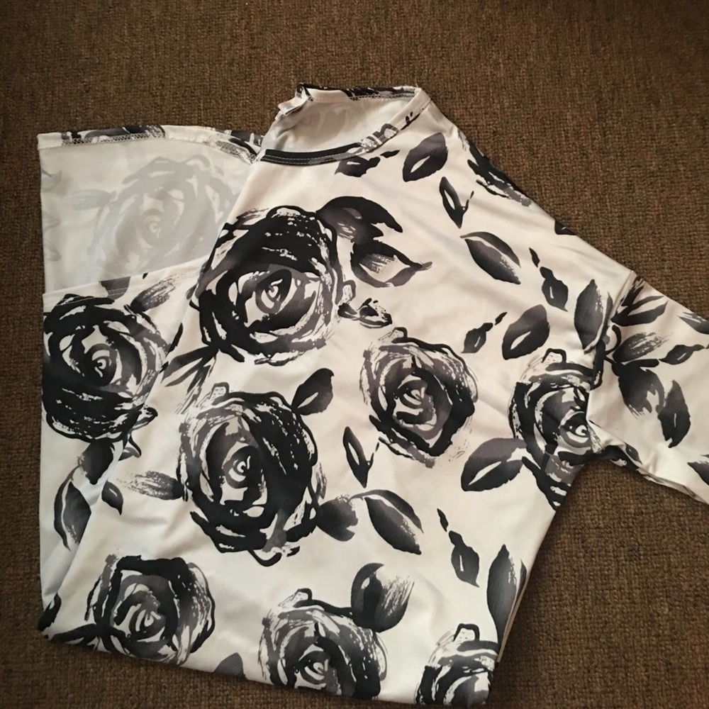 Lularoe XS Irma; New no tags
