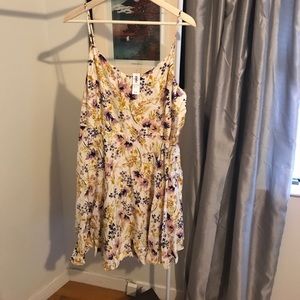 Old Navy dress. NWT. SIZE XXL