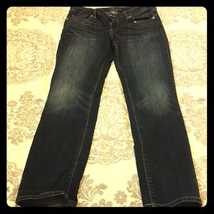Lucky Brand! Size 6/28 Lolita Stretch Capri Jeans