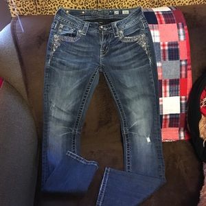 Size 25 skinny Miss Me's