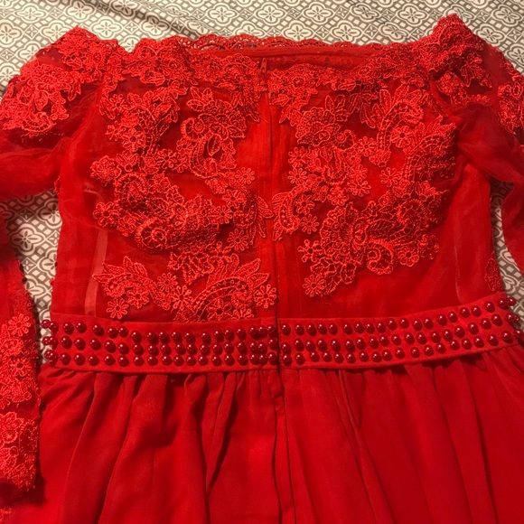 Red Dress - Picture 4 of 5