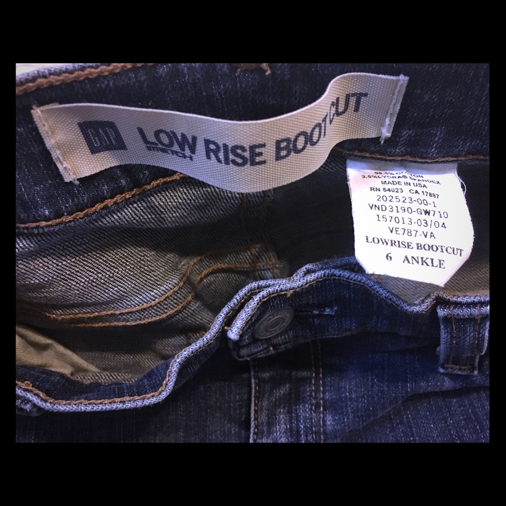 Not for sale  6 Ankle stretch low-rise bootcut