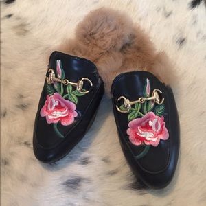 Flower Loafers 🌹
