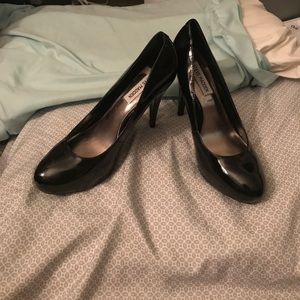 Black Steve Madden Pumps