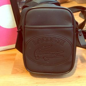 Lacoste 🐊 New Classic Vertical Camera Bag