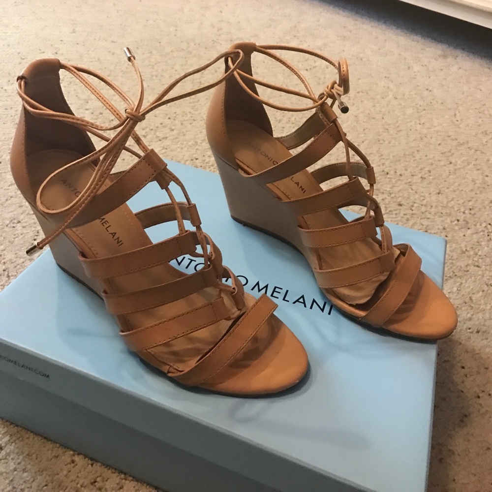 Antonio Melanie Lace Up Heel