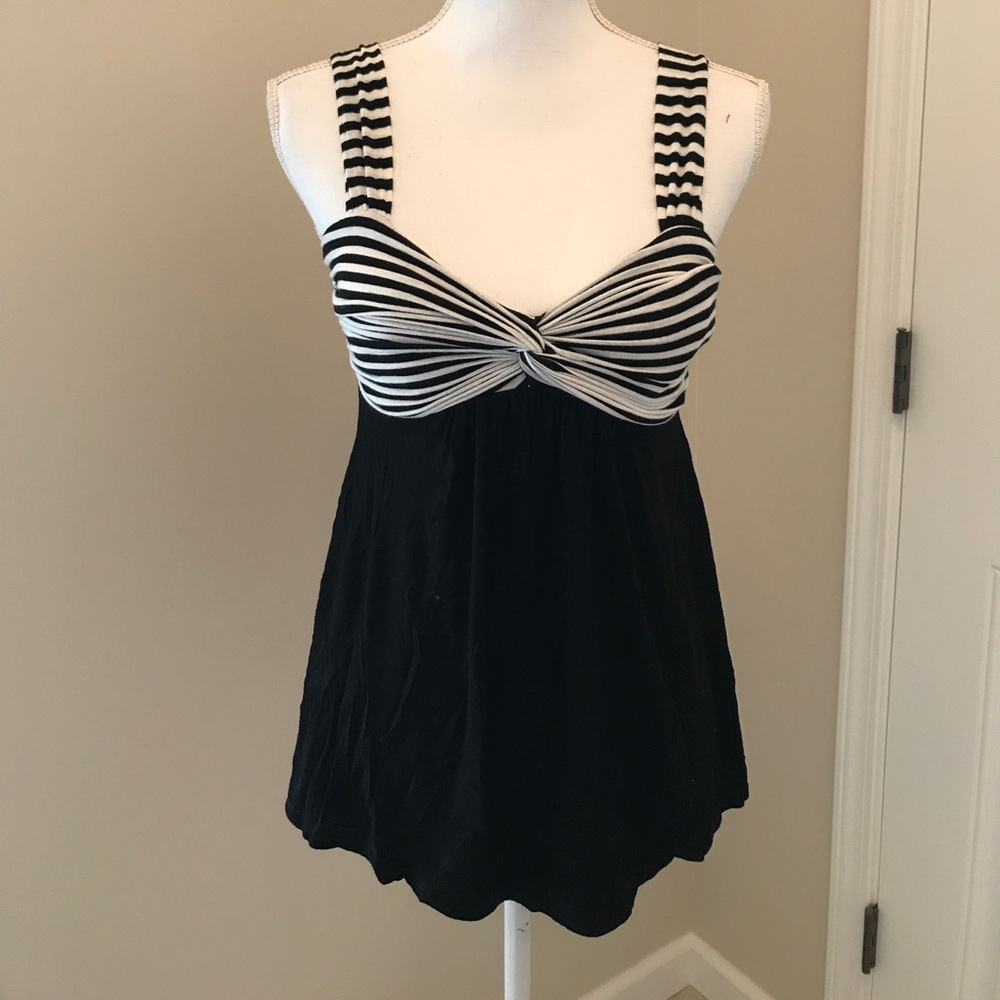 FOREVER 21 Black and white striped tank top