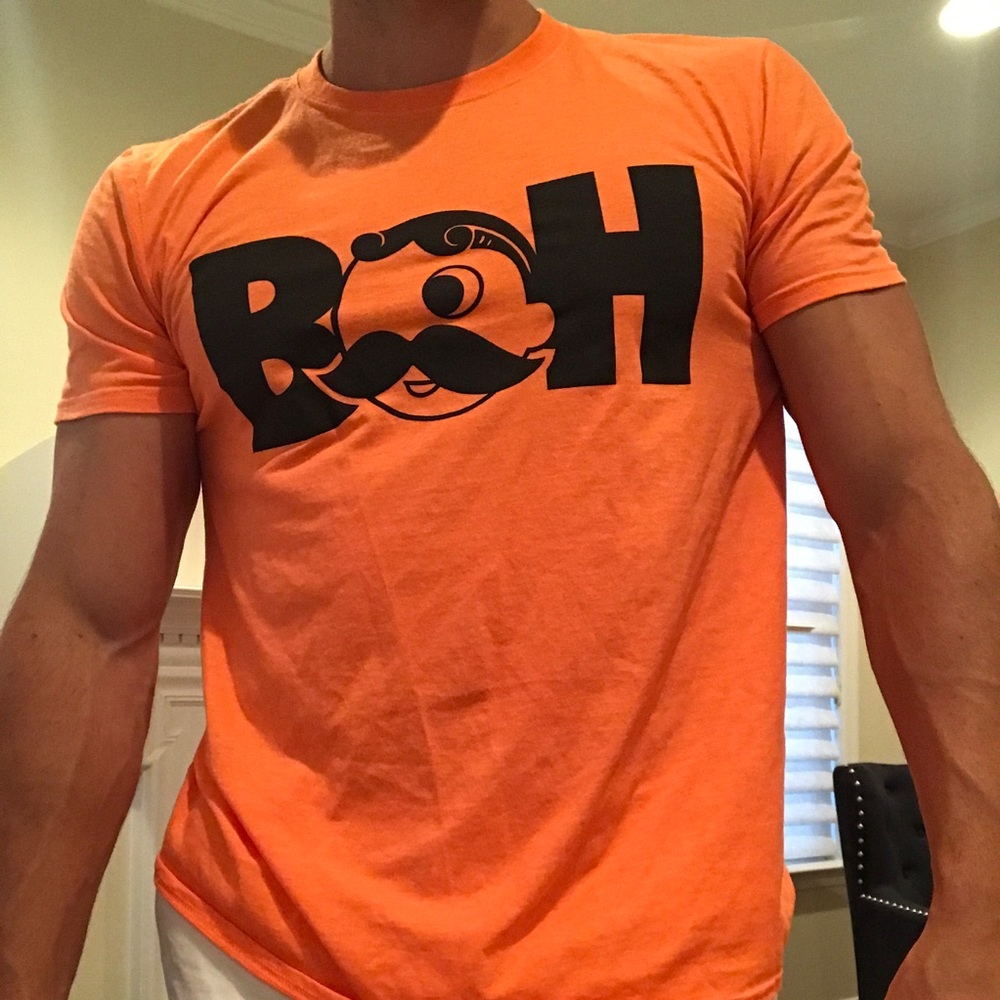 !!!Brand New!!! Graphic Tee!