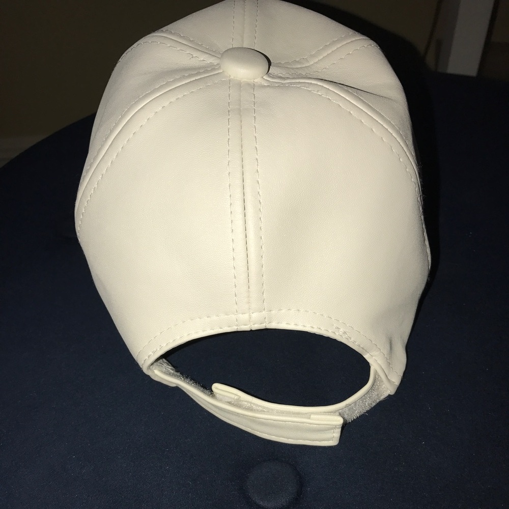 hat - Picture 2 of 2