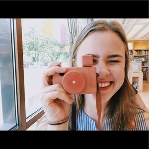 Meet your Posher, Vanessa