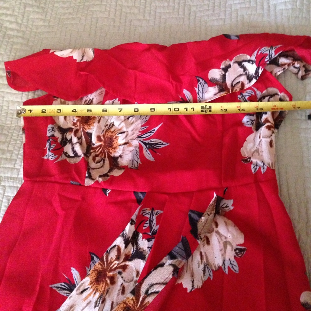 Off shoulder red floral high split dress - Picture 3 of 4