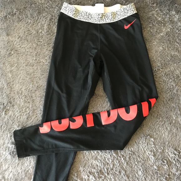 Nike Pants - Nike winter gear leggings