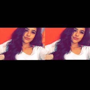 Meet your Posher, Kasandra