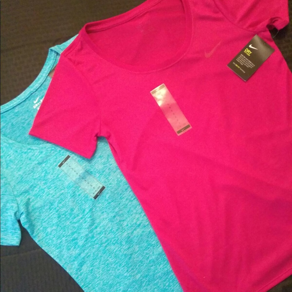2 Nike shirts