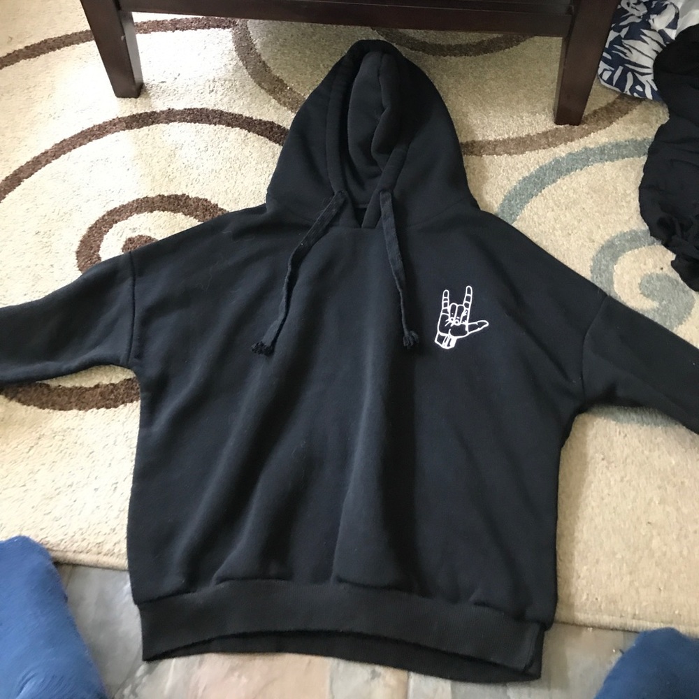 sweatshirt