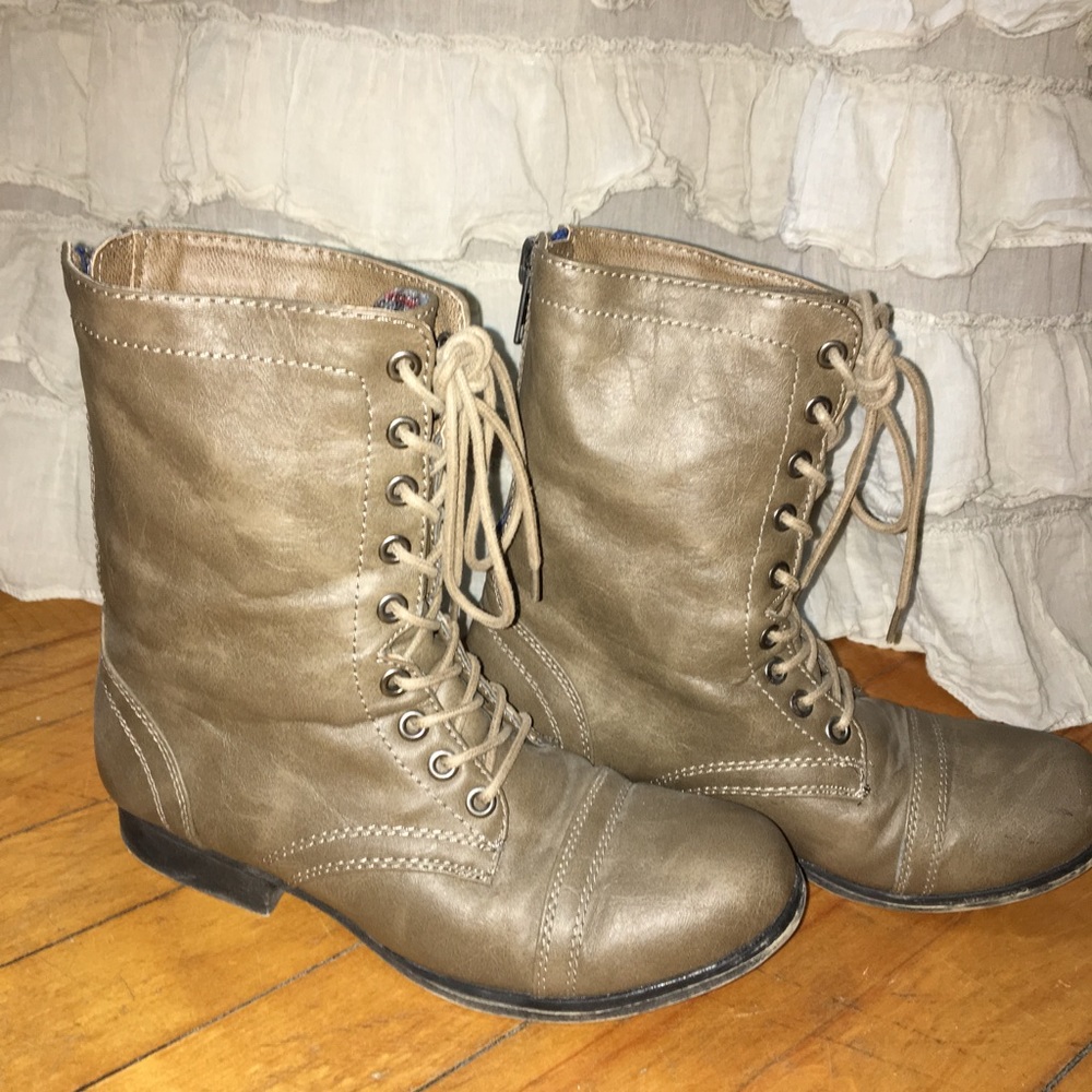 madden girl combat boots