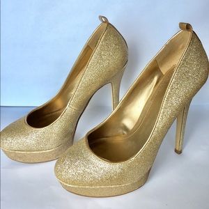 Also Gold Pumps