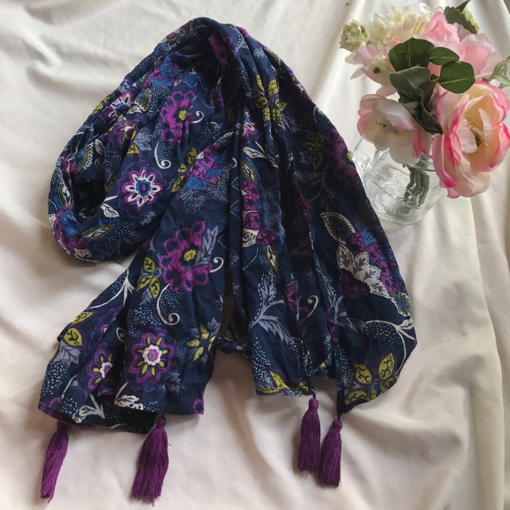 BIG SCARF/ COVERUP P182