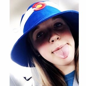 Meet your Posher, Isabella