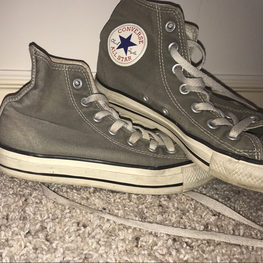 Grey high top converse!