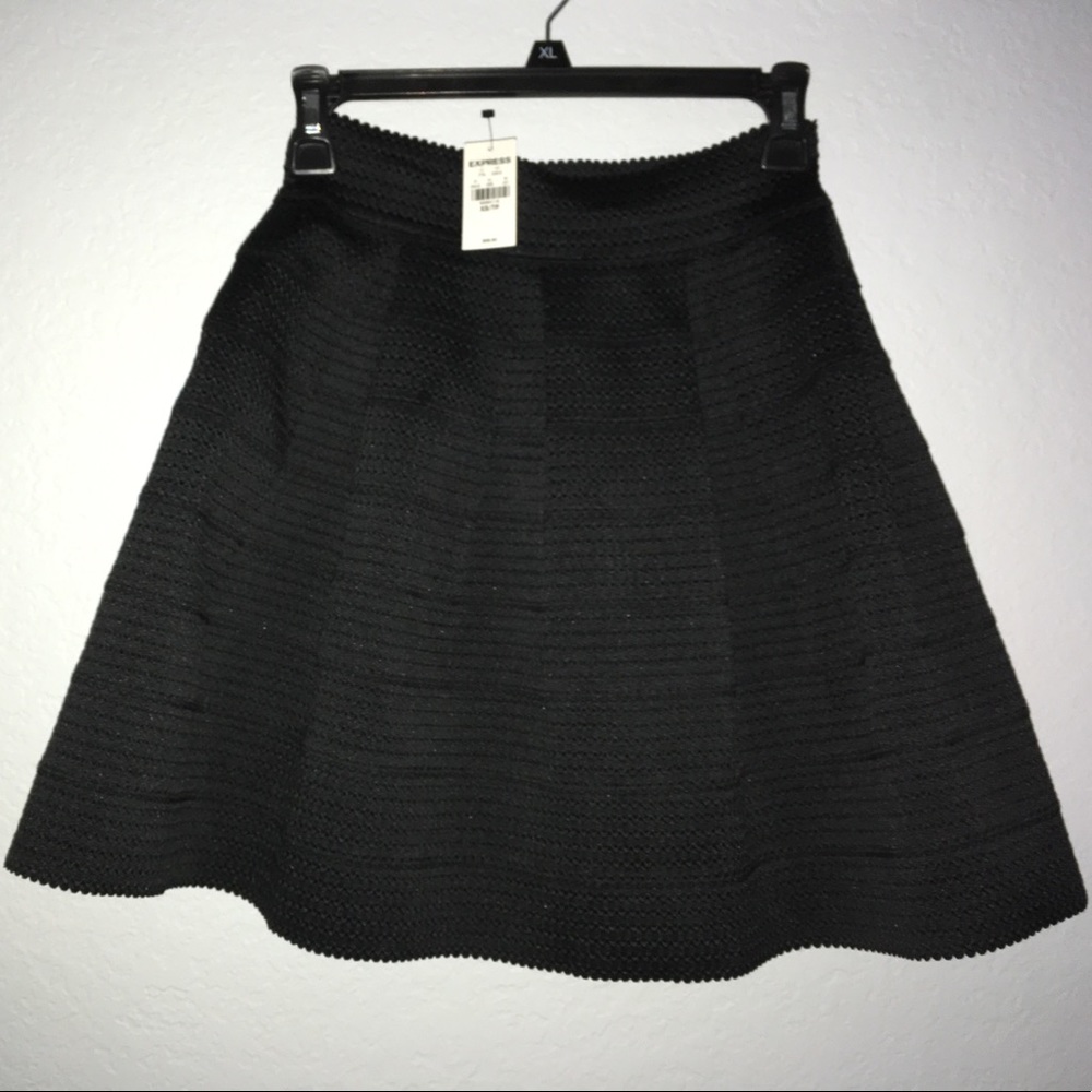 Express black bubble skirt